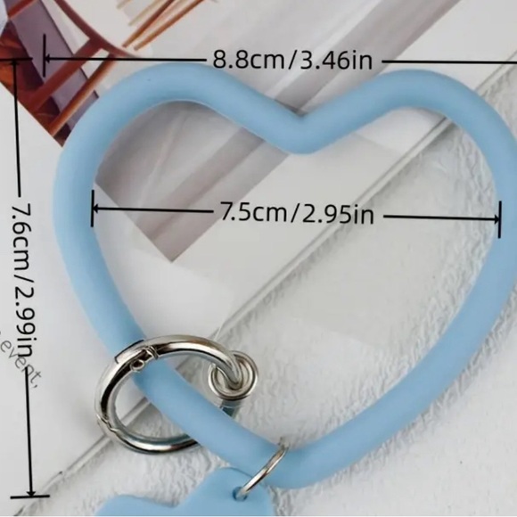 1 set of Silicone Mobile Phone Wrist Strap Heart Shaped Wrist Ring Anti-Drop - Picture 7 of 7